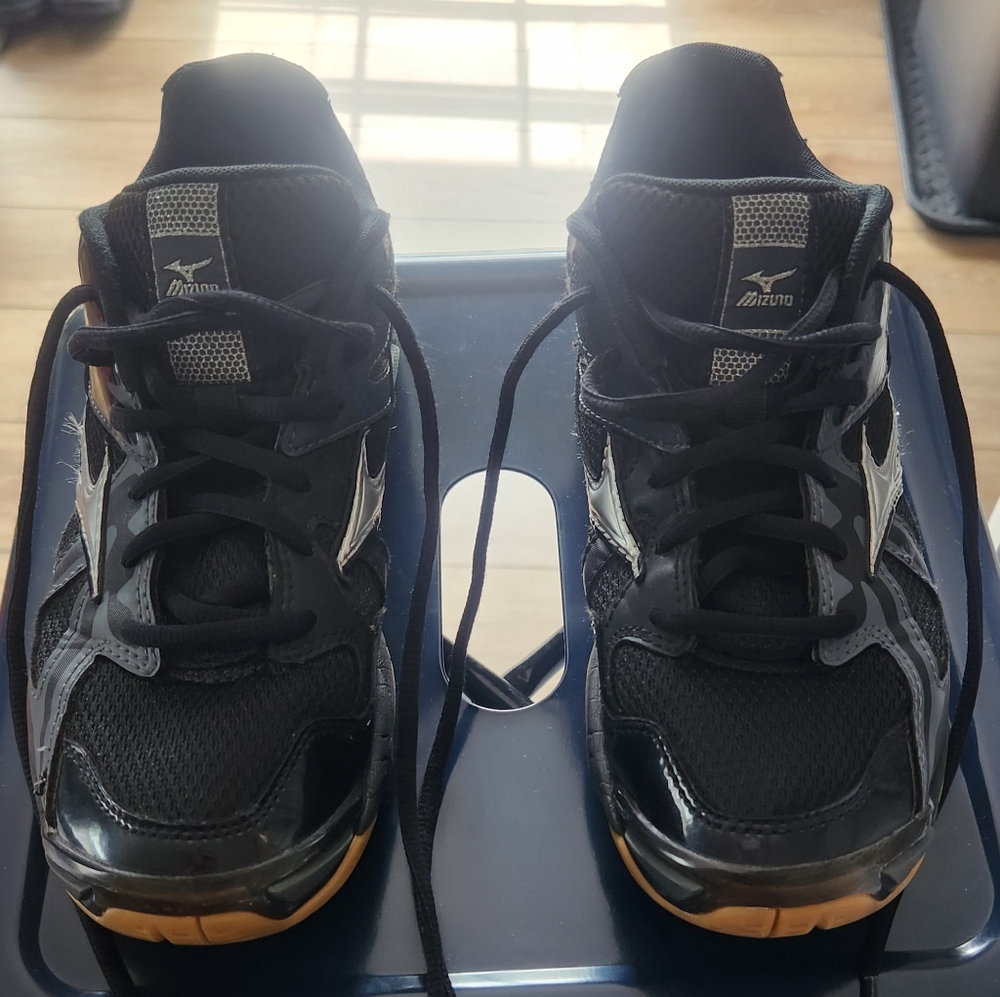 Mizuno Volleyball Shoes